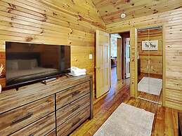 Bearly Beehaven by Taylor Made Deep Creek