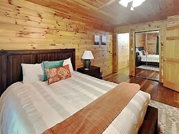 Bearly Beehaven by Taylor Made Deep Creek