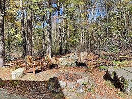 Bearly Beehaven by Taylor Made Deep Creek