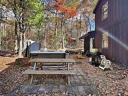 Bearly Beehaven by Taylor Made Deep Creek
