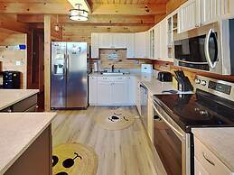 Bearly Beehaven by Taylor Made Deep Creek