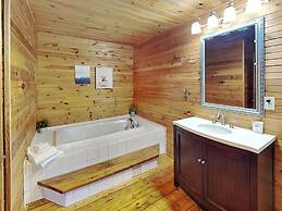 Bearly Beehaven by Taylor Made Deep Creek