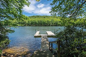 Lake Life HQ by Taylor Made Deep Creek