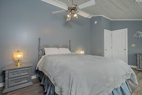 Lake Life HQ by Taylor Made Deep Creek