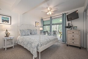 Lakeside Dreamin' by Taylor Made Deep Creek