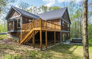 Limestone Chalet by Taylor Made Deep Creek