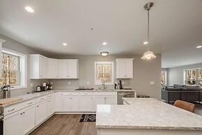 Limestone Chalet by Taylor Made Deep Creek
