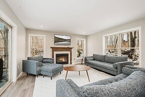 Limestone Chalet by Taylor Made Deep Creek