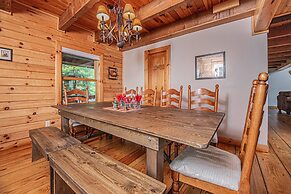 Duck Pond Lodge by Taylor Made Deep Creek