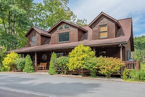 Duck Pond Lodge by Taylor Made Deep Creek