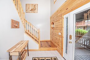 Duck Pond Lodge by Taylor Made Deep Creek