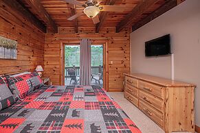 Duck Pond Lodge by Taylor Made Deep Creek
