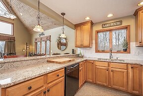 Lucky 12 by Taylor Made Deep Creek