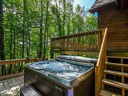 Maple Manor by Taylor Made Deep Creek