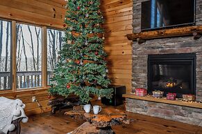 Maple Manor by Taylor Made Deep Creek