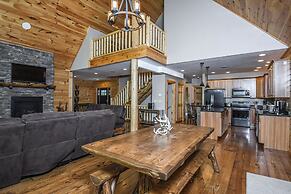 Maple Manor by Taylor Made Deep Creek
