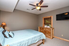 Maple Manor by Taylor Made Deep Creek
