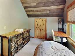 Maple Manor by Taylor Made Deep Creek