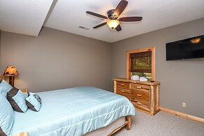 Maple Manor by Taylor Made Deep Creek