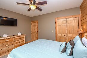 Maple Manor by Taylor Made Deep Creek