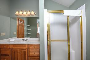 Mountain Top Lodge by Taylor Made Deep Creek