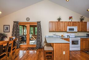 Mountain Top Lodge by Taylor Made Deep Creek