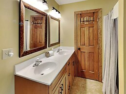 Mountainlair by Taylor Made Deep Creek