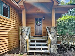 Mountainlair by Taylor Made Deep Creek