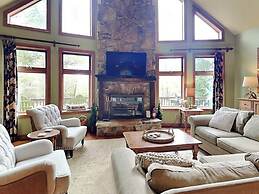 Mountainlair by Taylor Made Deep Creek