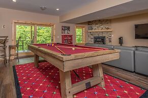 Parhelion Chalet by Taylor Made Deep Creek