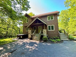 Play-a-way Chalet by Taylor Made Deep Creek