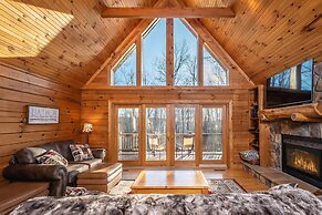 Rock Lodge Cabin by Taylor Made Deep Creek