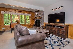 Rock Lodge Cabin by Taylor Made Deep Creek