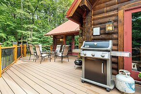 Rock Lodge Cabin by Taylor Made Deep Creek