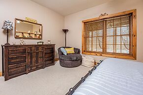 Rock Lodge Cabin by Taylor Made Deep Creek