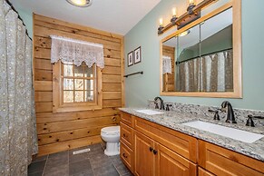 Rock Lodge Cabin by Taylor Made Deep Creek