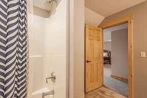 Rockledge Manor by Taylor Made Deep Creek