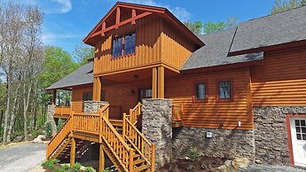 Rockledge Manor by Taylor Made Deep Creek