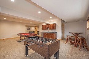 Rockledge Manor by Taylor Made Deep Creek