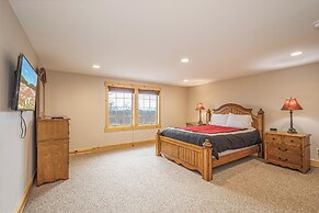 Rockledge Manor by Taylor Made Deep Creek