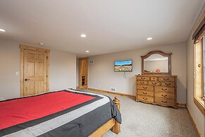Rockledge Manor by Taylor Made Deep Creek