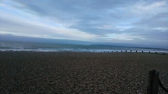 Charming 3-bed Caravan in Camber Food Rest