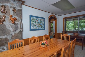 Simpson's Sanctuary by Taylor Made Deep Creek