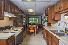 Simpson's Sanctuary by Taylor Made Deep Creek