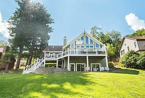 Ski to Shore Chalet by Taylor Made Deep Creek
