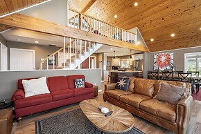 Ski to Shore Chalet by Taylor Made Deep Creek