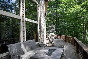 Slip Away Chalet by Taylor Made Deep Creek