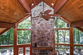 Slip Away Chalet by Taylor Made Deep Creek