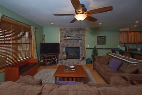 Sparky's Lodge by Taylor Made Deep Creek