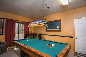 Sparky's Lodge by Taylor Made Deep Creek